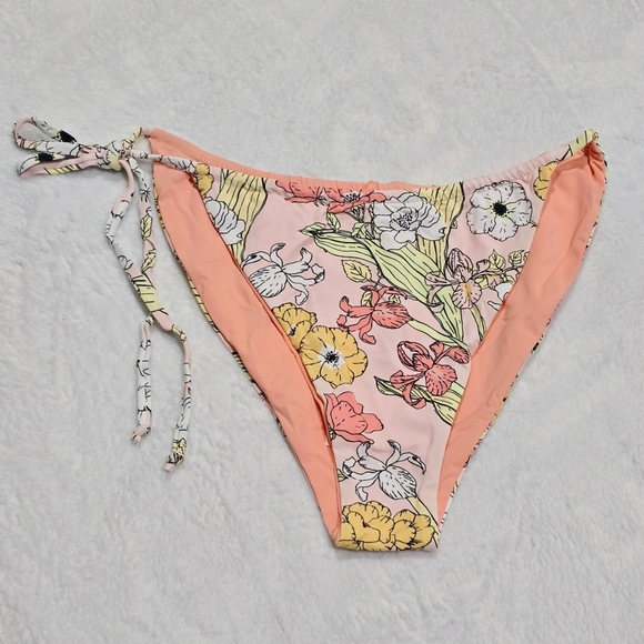 Dippin' Daisy's Bikini Set ✦ Vintage Bloom Floral Bandeau ✦ Eco Cheeky Bottoms L - Picture 4 of 12